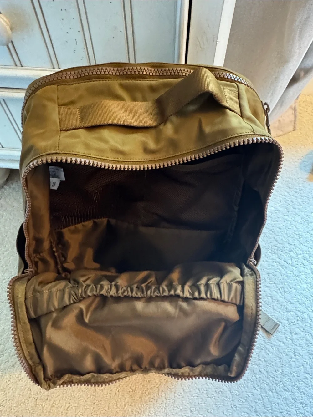 lululemon athletica sleek olive